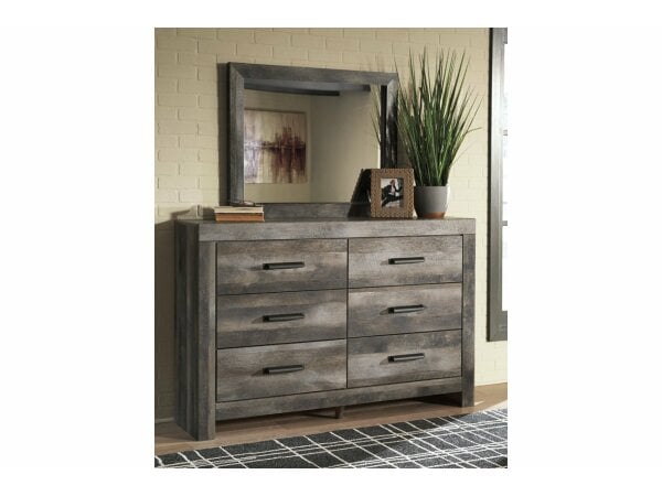 Wynnlow Dresser and Mirror Dressers 3