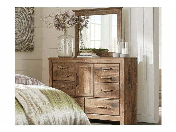 Blaneville Dresser and Mirror Dressers 3