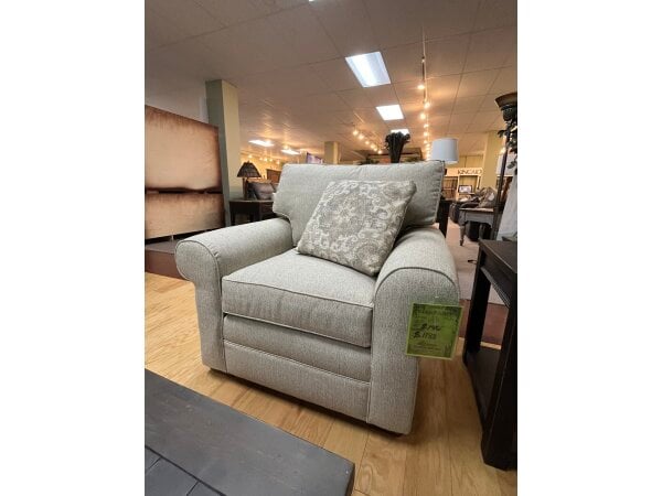 Kincaid “Studio Select” Chair Clearance