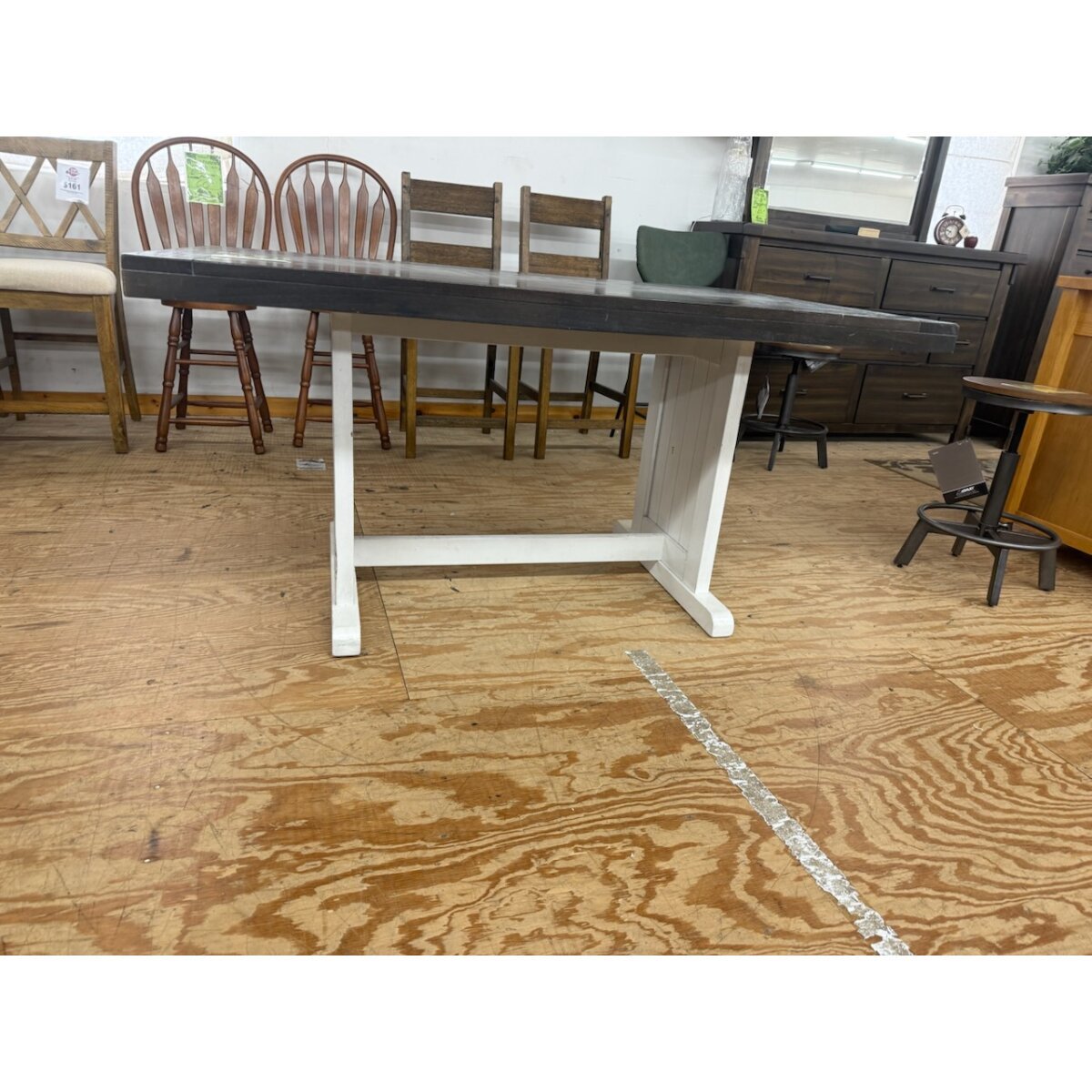 Sunny Designs Dining Table Dining Tables 3