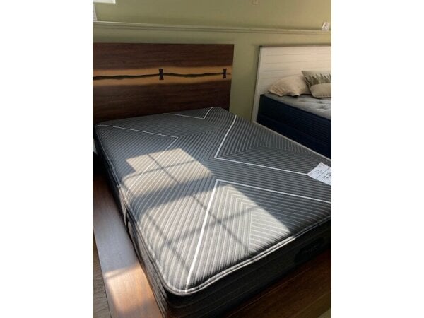 Simmons Beautyrest BX-Class Plush Queen Mattress Clearance