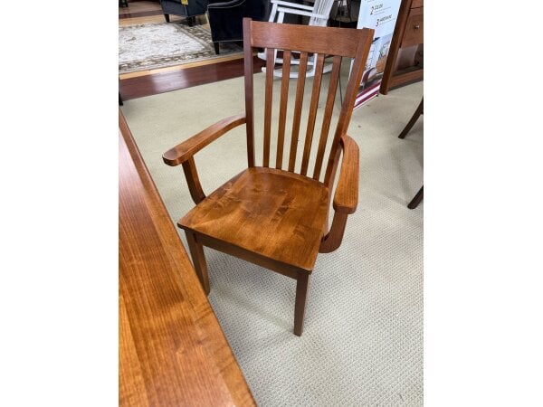 Archbold Driftwood Maple Washed Table and Chairs Dining Room 3