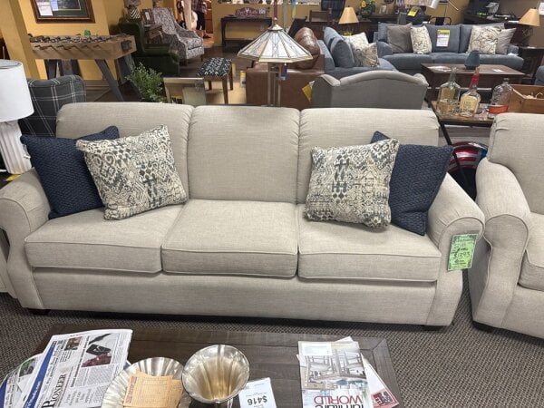 Kincaid Lynchburg Sofa Clearance