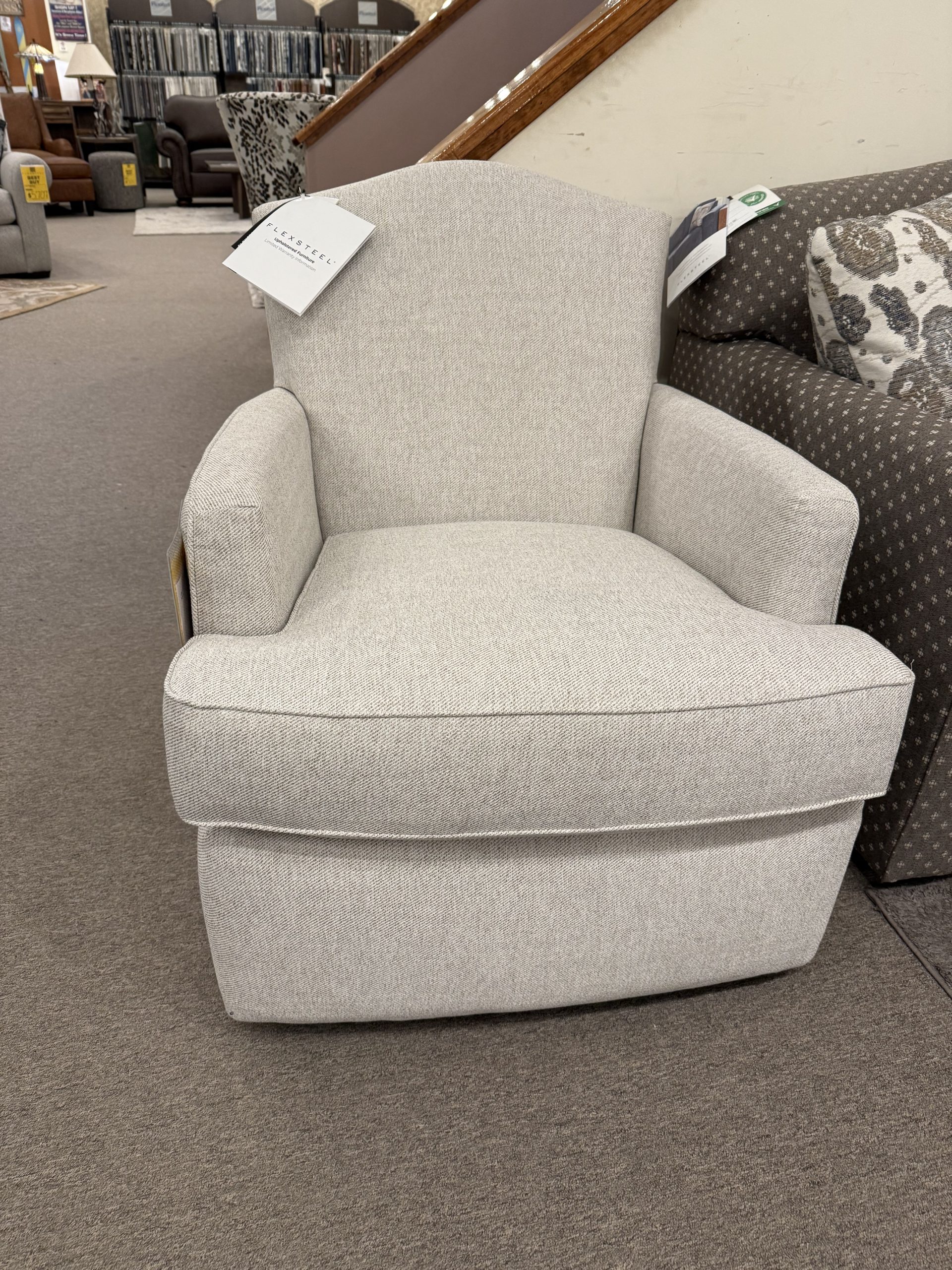 Judge Fabric Swivel Chair